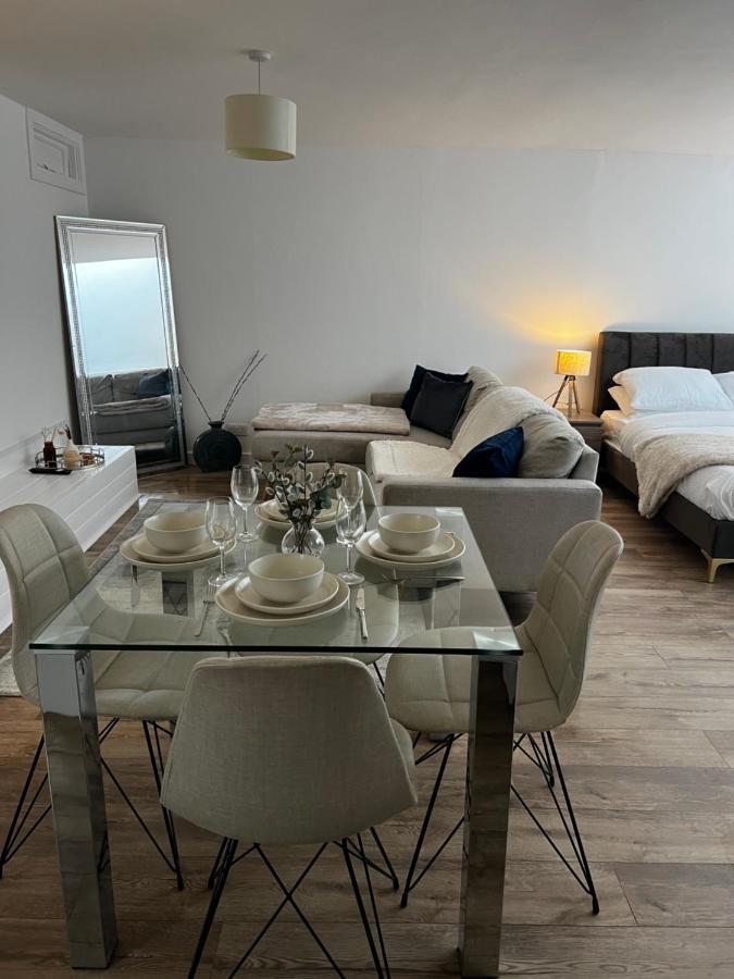 Modern Studio In Popular South Kensington Location Лондон Екстериор снимка